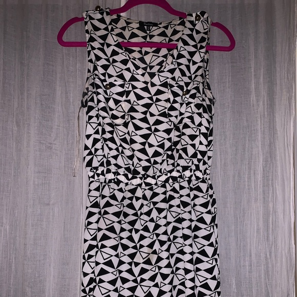 B&W patterned dress - Picture 1 of 4